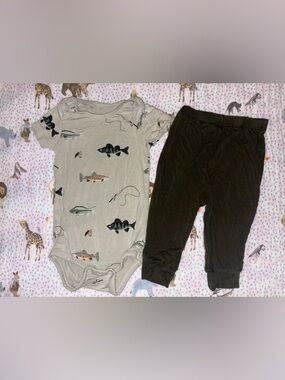 KYTE BABY fishing onsie and fir pants bundle